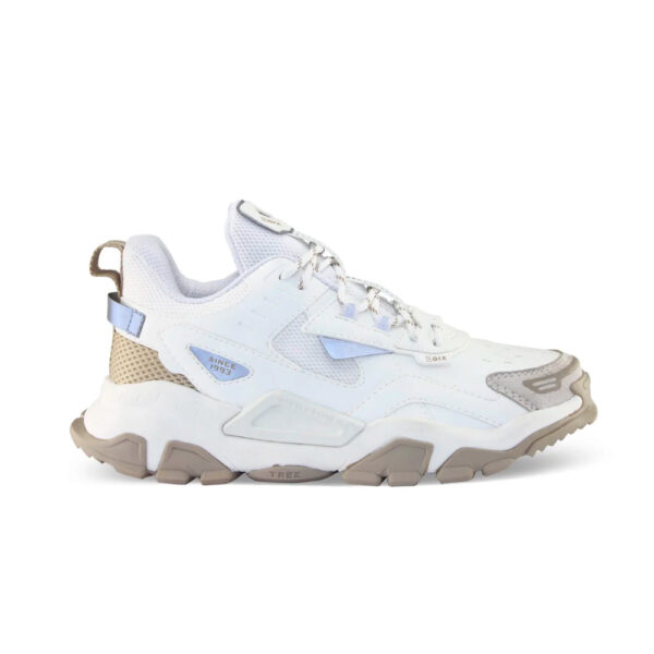 Tênis Qix Trek Branco com solado tratorado e design robusto